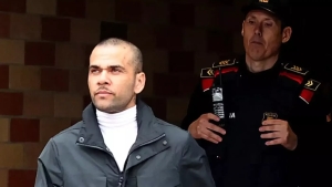 Zo‘rlash ishi bo‘yicha 1 yil qamoqda o‘tirgan Dani Alves oqlandi!