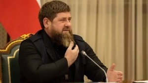 Ramzan Qodirov iste’fo so‘rashi haqida gapirib, keyin «uni noto‘g‘ri tushunishgani»ni aytdi