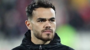 Oston O‘runov jarohat oldi: fors nashri o‘zbek futbolchisiga keskin tanqid bilan chiqdi