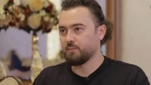 Xonanda Farhod Sulaymonov: “O‘n yil birga tuz yegan odam bizni sudga berdi”
