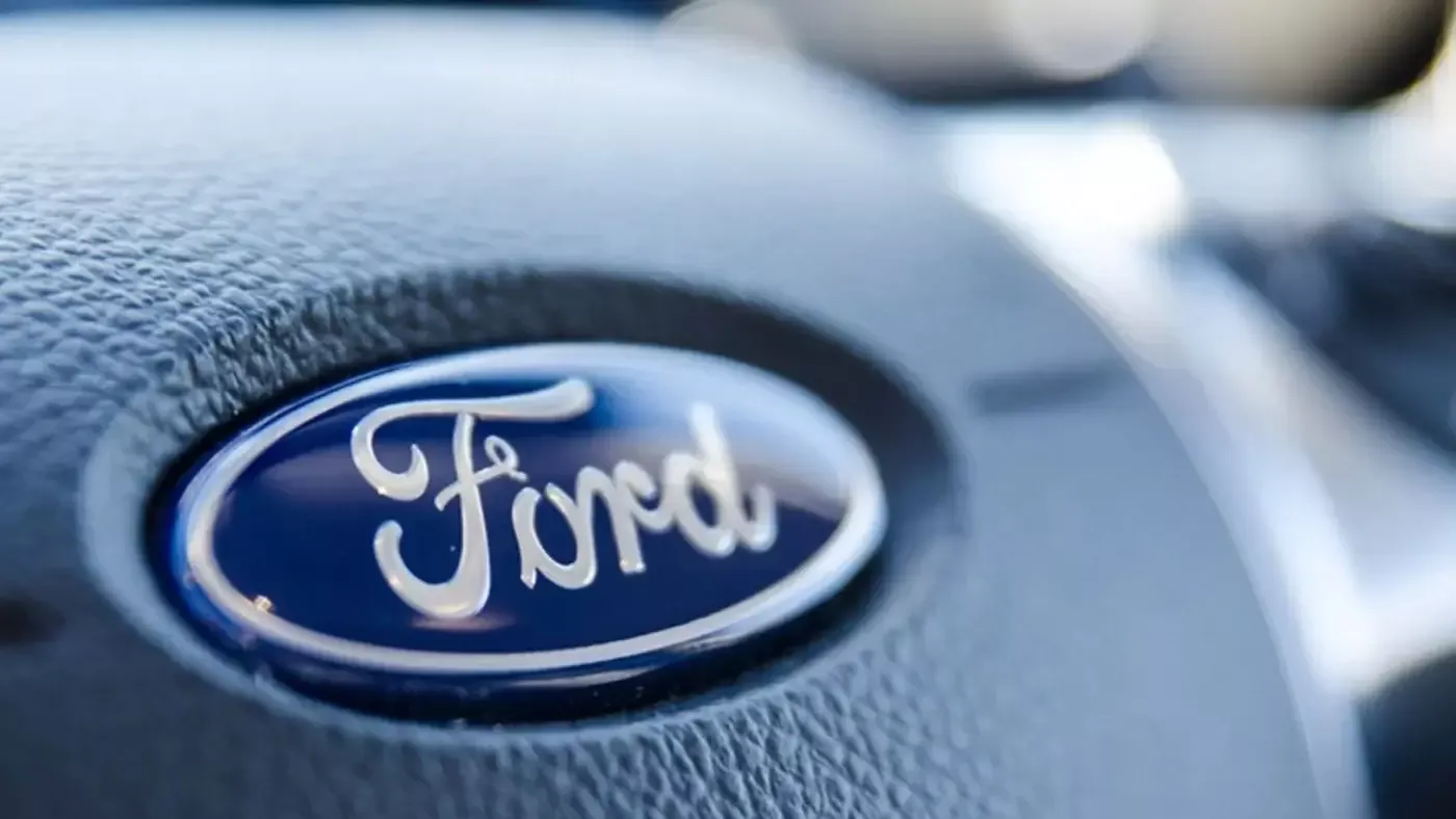 Ford 148 mingdan ortiq avtomobilni qaytarib olmoqda