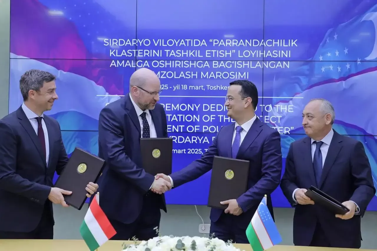Vengriya Sirdaryoda 8 ta parrandachilik fabrikasini quradi