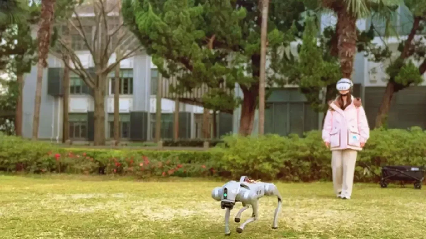 Xitoyda fikr bilan boshqariladigan robot ishlab chiqildi