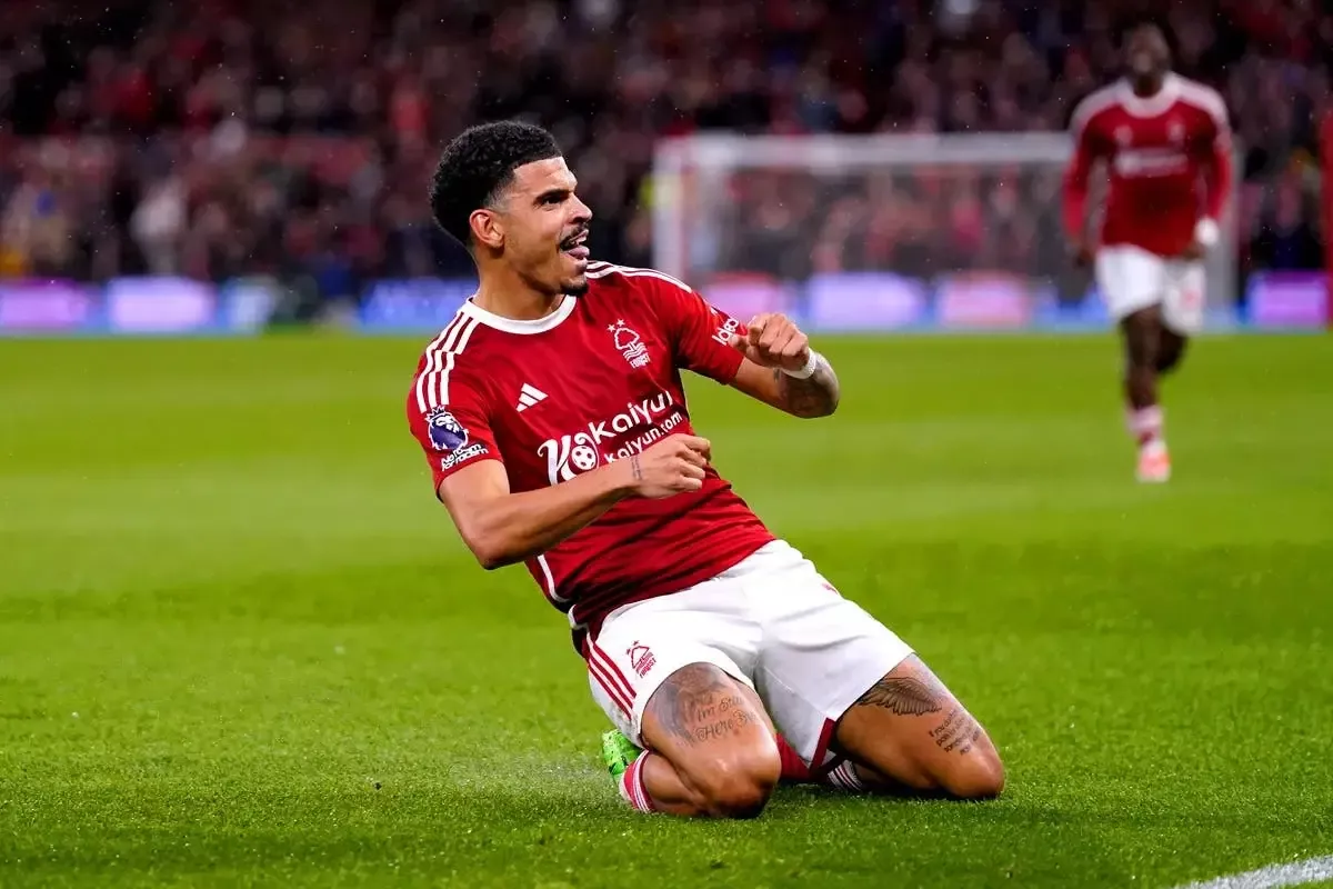 “Manchester Siti” yangi mahoratli futbolchi izida: Maqsad — Gibbs-Uayt!